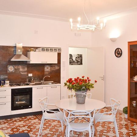 Quattroquarti Stradivari Home Noto Luaran gambar
