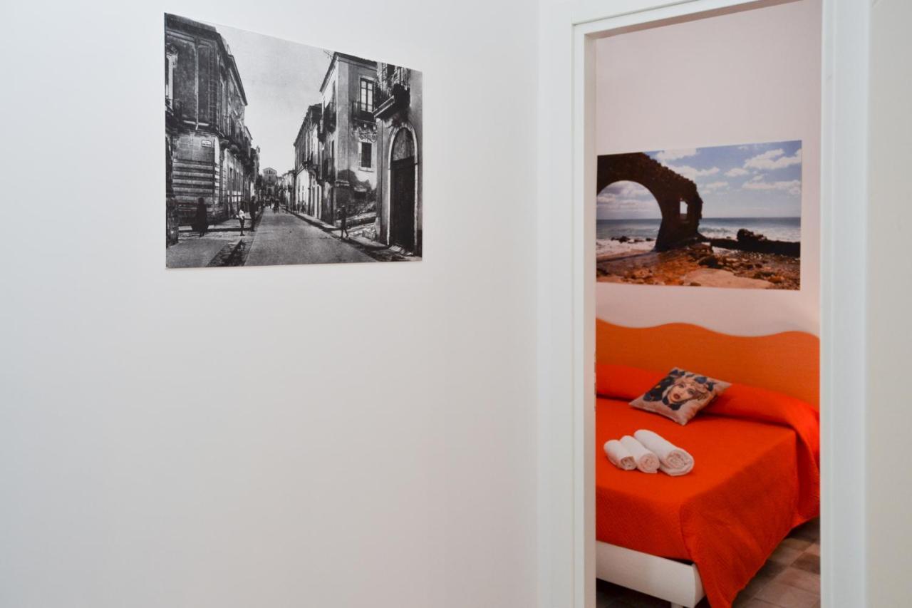 Quattroquarti Stradivari Home Noto Luaran gambar