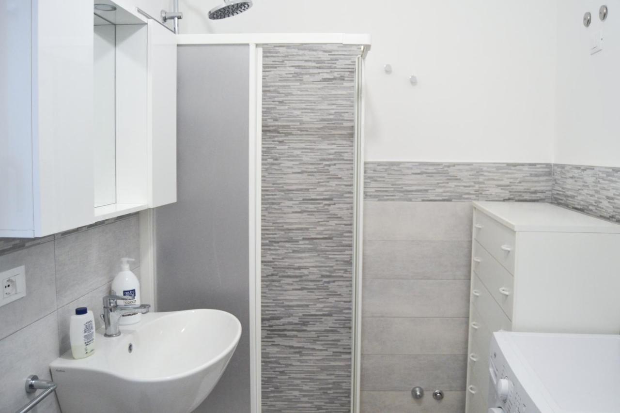 Quattroquarti Stradivari Home Noto Luaran gambar