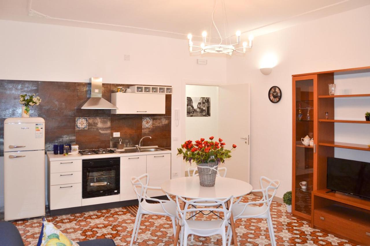 Quattroquarti Stradivari Home Noto Luaran gambar