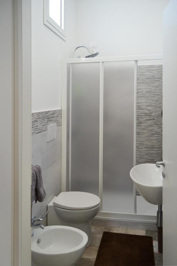 Quattroquarti Stradivari Home Noto Luaran gambar